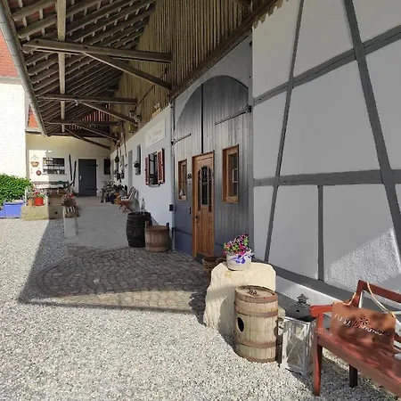 Zum Scheunenhof - Appartement Ichenhausen